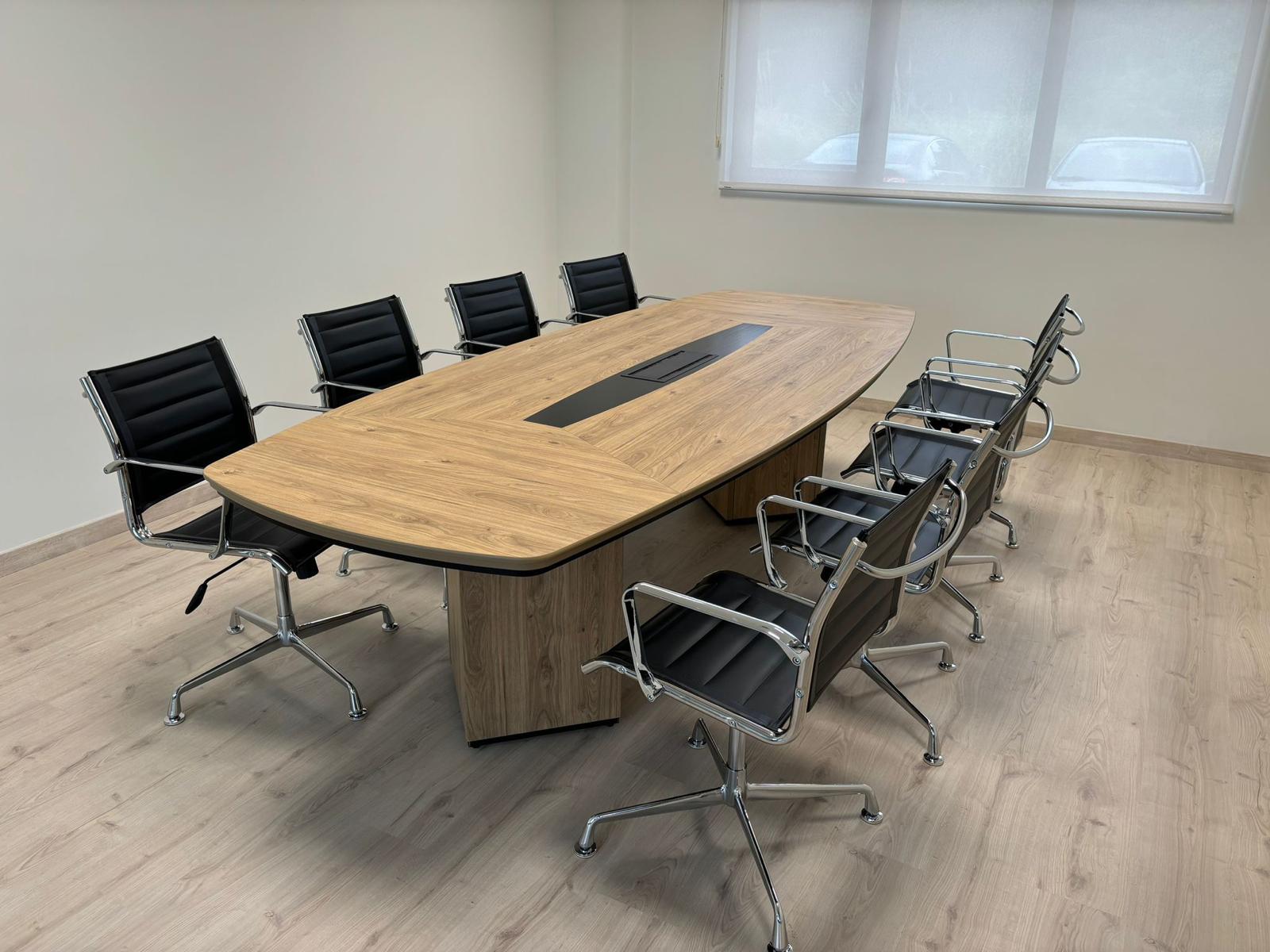 Sala de juntas premium en Sevilla